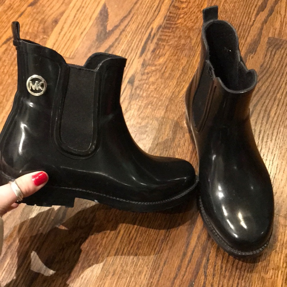 Michael Kors rain booties